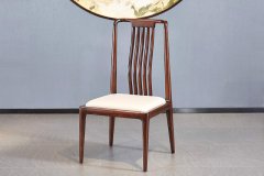 典雅大方卻不落俗套，選新中式家具裝修準沒錯