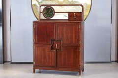 新中式家具131平的現(xiàn)代風(fēng)三居室，看起來很有格